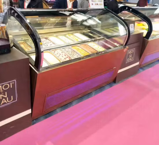 Présentoir de gâteaux / beignets / glaces